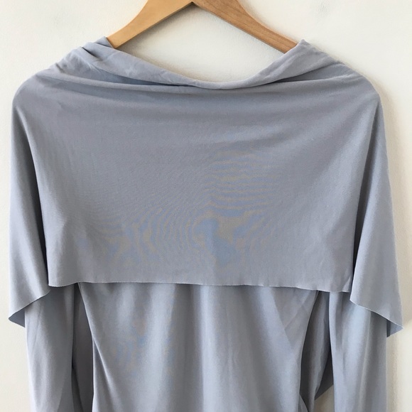 Roland Mouret pale blue long sleeved draped back top - Picture 3 of 16